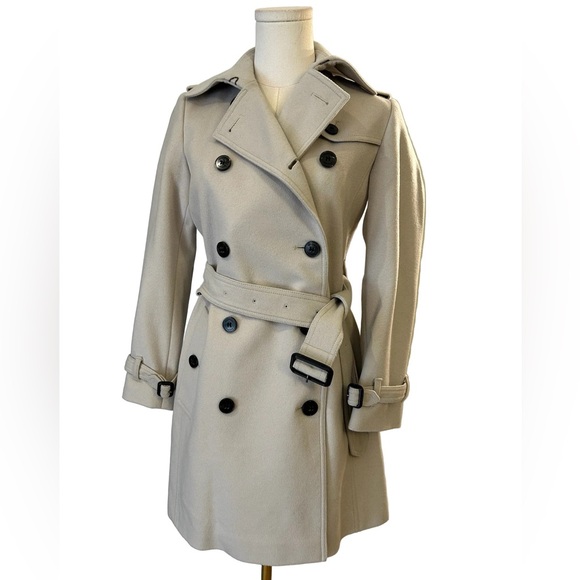 Burberry London Biege Wool & Cashmere Belted Coat, size 2 - Picture 2 of 6